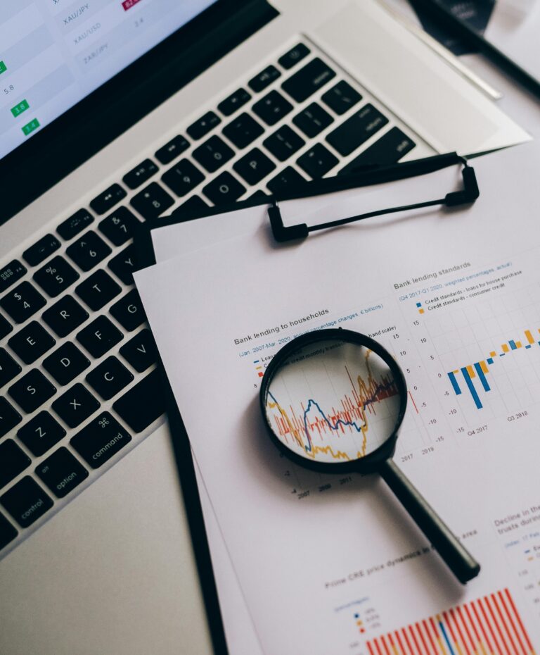 1758032963_pexels-leeloothefirst-5561913